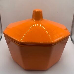 Vintage Orange serving bowl Calif USA Pottery w/lid. 6” across.